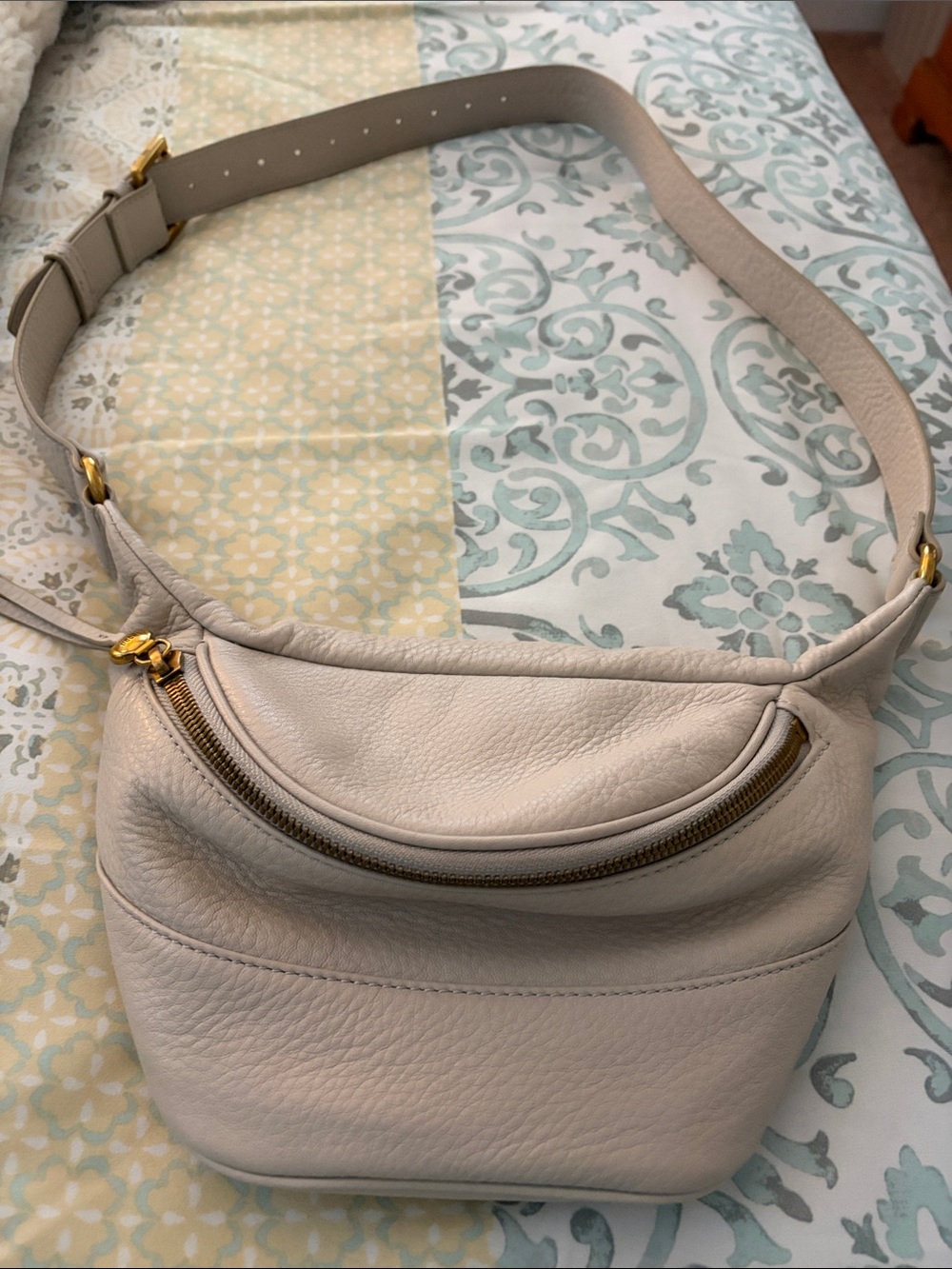 Leather Waist Bag in Light Beige - HOBO brand